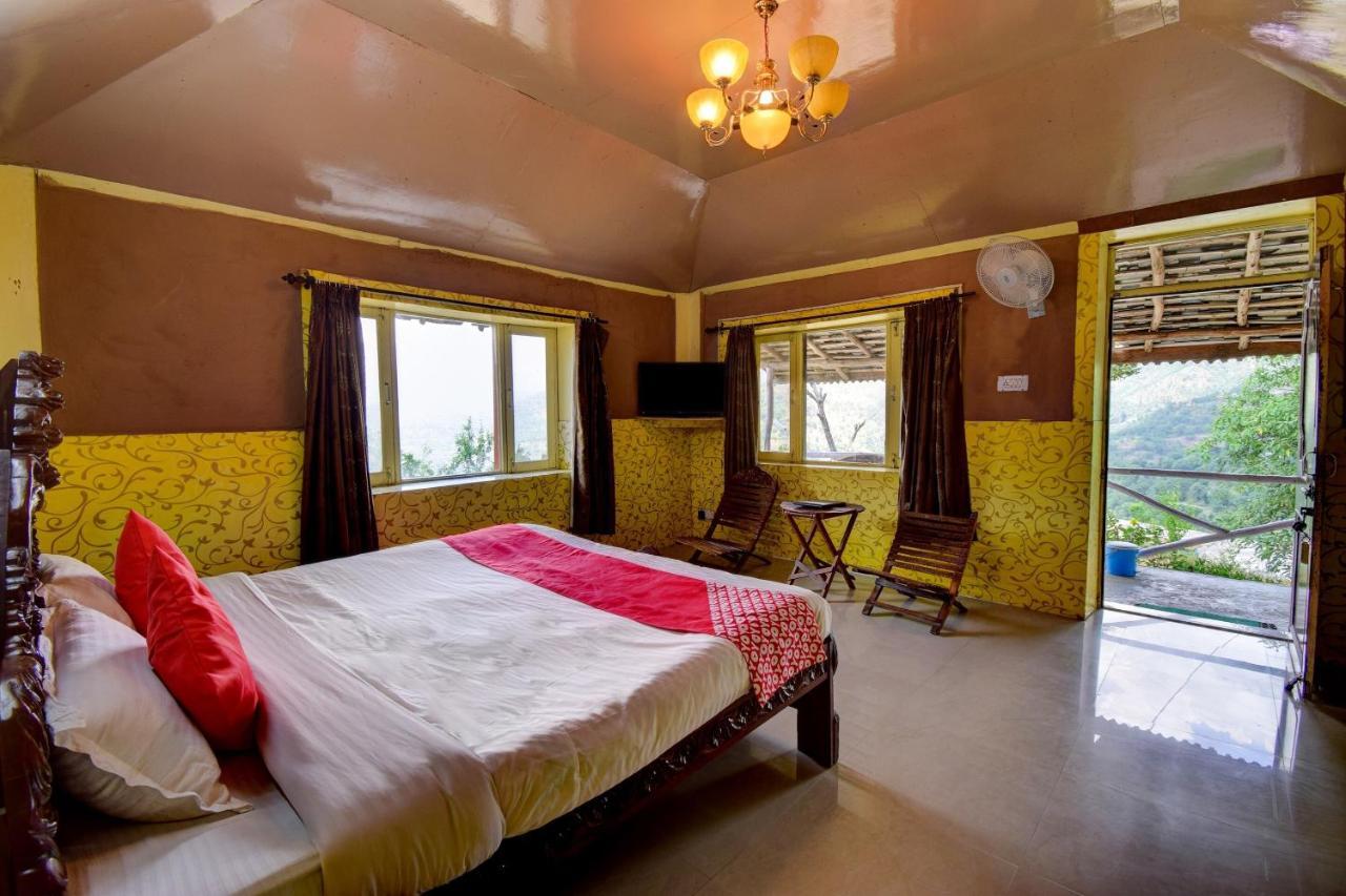 Oyo 43476 Vatika Resort ชิมลา ภายนอก รูปภาพ
